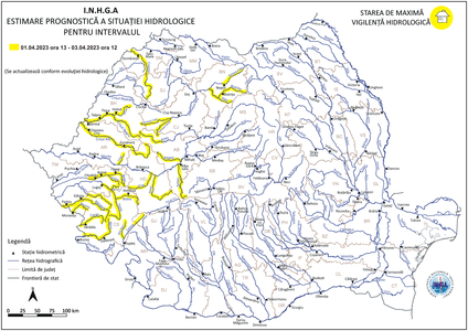 Hidrologii au restrâns zonele expuse riscului la inundaţii / Râuri din 12 bazine hidrografice sub atenţionare de cod galben până luni, la ora 12:00