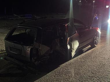 Satu Mare: Maşină cu patru persoane, implicată într-un accident rutier / Un tânăr de 20 de ani, transportat la spital