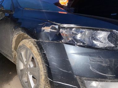 Suceava: Biciclist lovit cu maşina de o angajată MApN cu alcoolemie de peste 1,7 mg/l alcool pur în aerul expirat / Femeia a părăsit locul accidentului

