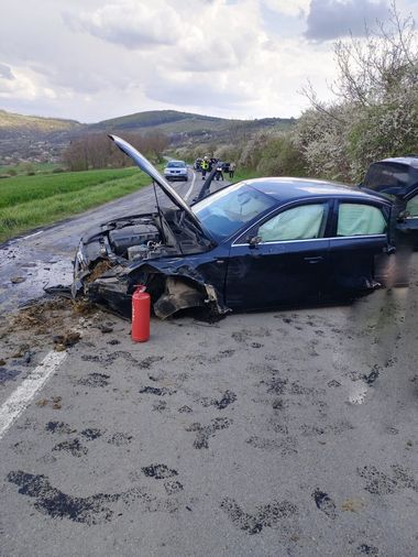 Doi copii, răniţi în urma unui accident produs în judeţul Mureş / Unul dintrre ei este în stare gravă