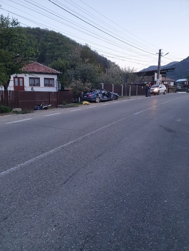 Buzău - Un bărbat a murit într-un accident pe DN 10, provocat de un poliţist aflat în timpul liber, care conducea în stare de ebrietate