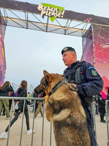 Constanţa: 125 de persoane au fost depistate cu droguri asupra lor la festivalurile de pe litoral în ultimele patru zile
