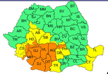 UPDATE - Instabilitate atmosferică accentuată în mai multe regiuni, până duminică/ Pentru mai multe judeţe a fost emis cod portocaliu/ Avertizare a hidrologilor/ Comitet ministerial pentru situaţii de urgenţă/ 300 de muncitori, gata să intervină - HARTA