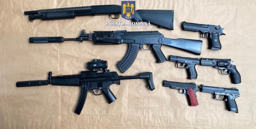 Constanţa: Percheziţii în mai multe localităţi, la persoane suspectate că au cumpărat din magazine online mai multe arme neletale, care sunt supuse autorizării 

