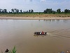 Scafandri şi pompieri caută, pentru a doua zi consecutiv, trupul tânărului care a căzut cu maşina în râul Someş - FOTO
