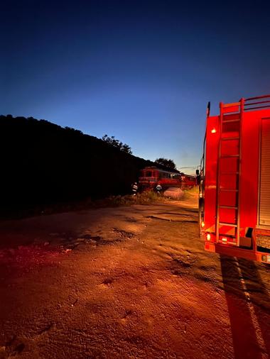 Sălaj: Incendiu la locomotiva unui tren care transporta ţiţei / Garnitura, formată din 19 vagoane 