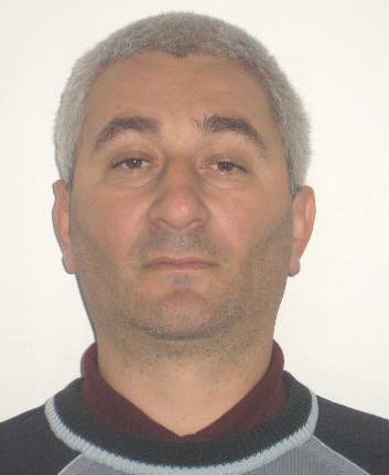 UPDATE - Gorj: Bărbat împuşcat în picioare şi în abdomen, de un alt bărbat care a intrat în curtea locuinţei sale/ Victima, transportată la spital şi operată/ Agresorul este căutat cu efective mărite şi cu un elicopter
