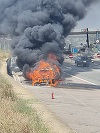 O maşină a luat foc la staţia de taxare de la Feteşti - FOTO