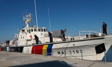 Comandant de navă, dat în urmărire general deoarece fusese condamnat pentru contrabandă, prins de poliţiştii de frontieră, la Sulina 