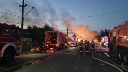 Explozii la o staţie GPL din Crevedia - IGSU: 58 de victime, 43 fiind cadre ale MAI - 39 de pompieri, 2 poliţişti si 2 jandarmi /  54 de persoane sunt internate în diverse secţii ale unităţilor sanitare, 10 dintre acestea fiind intubate