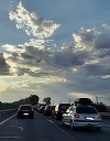 Accident pe autostrada A2 Bucureşti-Constanţa, în zona localităţii Nicolae Bălcescu / Coliziune între trei autovehicule, soldată cu rănirea unui minor / Elicopterul SMURD preia victima, traficul rutier oprit pe prima bandă - FOTO