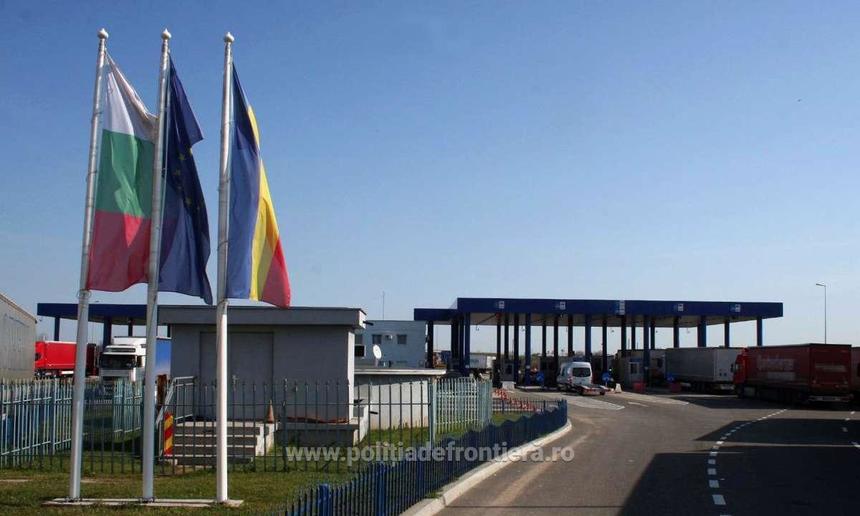 Adolescentă declarată dispărută din Germania, găsită de poliţiştii de frontieră din PTF Calafat într-un microbuz