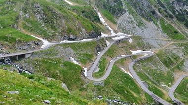 DN 7C  - Transfăgărăşan, închis duminică, între cabana Capra şi tunelul Bâlea, pentru desfăşurarea unei competiţii sportive 
