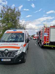Hunedoara: Şapte persoane, rănite într-un accident rutier în care au fost implicate trei maşini / O fată de 11 ani, transportată cu elicopterul la Timişoara