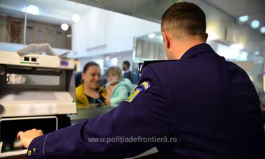 O bunică a fost prinsă când a vrut să intre în România cu cei trei nepoţi ai săi, deşi doi dintre ei aveau documente care nu le aparţin