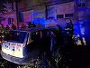 Satu Mare: Un client a furat maşina unui taximetrist şi s-a izbit violent cu aceasta de zidul unui bloc. În urma accidentului, bărbatul a murit - FOTO
