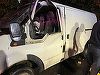 Dolj: Bărbat mort, după ce a furat un autovehicul cu care s-a izbit de un stâlp. Poliţiştii au stabilit că acesta nu avea permis de conducere - FOTO
