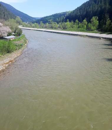 Cod portocaliu hidrologic pentru râuri din Maramureş, Bistriţa Năsăud, Cluj, Bihor, Alba şi Hunedoara. Sunt posibile viituri rapide şi inundaţii locale
