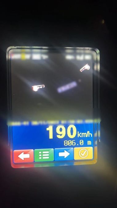 Tânăr de 19 ani, înregistrat de radar cu 190 de kilometri pe oră pe tronsonul de autostradă A0, recent deschis circulaţiei 
