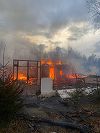Cluj: Casă de vacanţă, distrusă într-un incendiu pornit de la o afumătoare - FOTO
