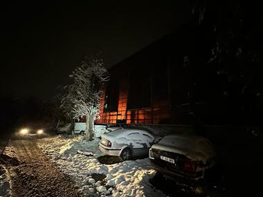 Incendiu la o hală din Sectorul 4 al Capitalei/ Au fost alertate zece autospeciale de stingere