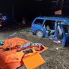 Accident cu trei victime în judeţul Argeş. O tânără de 19 ani a murit, după ce maşina în care se afla s-a izbit de un copac - FOTO
