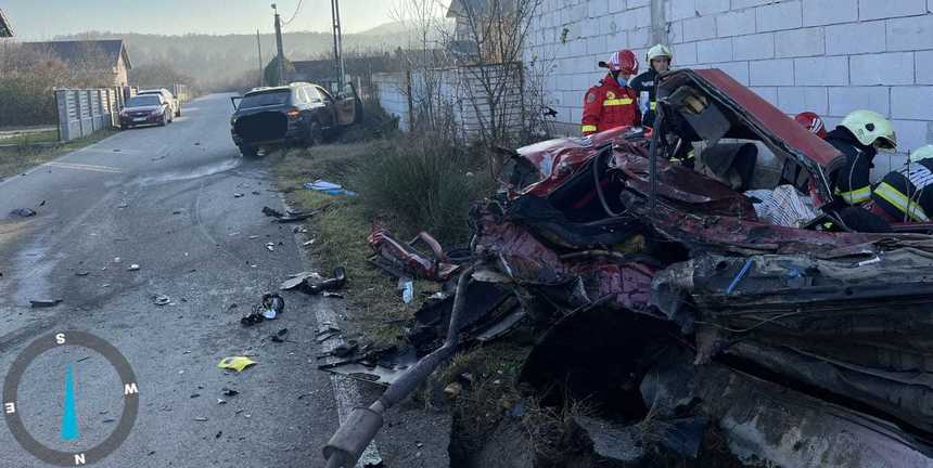 Caraş-Severin: Două persoane au murit într-un accident rutier produs de un tânăr de 19 ani
