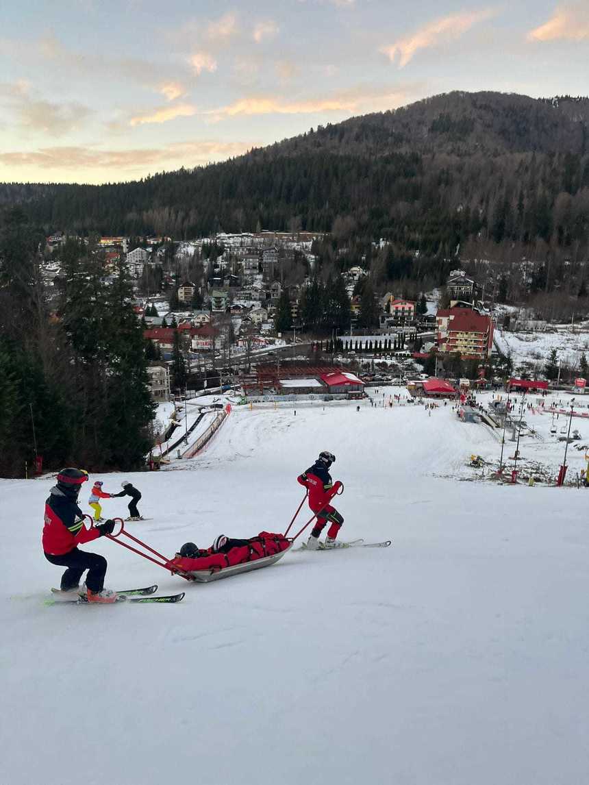 Salvamont: Din nou, o zi cu foarte multe şi grave accidente montane, multe pe domeniile de practicare a schiului şi saniusului, dar şi cu persoane rătăcite pe munte, accidente de ATV sau accidentate în zona alpină înaltă