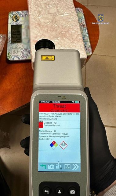 Timiş: Bărbat prins în flagrant delict cu cocaină de 70.000 de euro - FOTO
