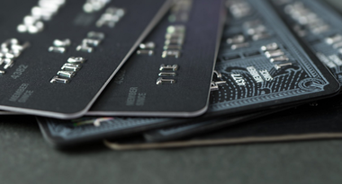 Poliţia Capitalei, sfaturi pentru prevenirea fraudelor informatice: Nu accesaţi linkuri primite de la necunoscuţi/ Nu trimiteţi bani persoanelor cunoscute doar online/ Nu folosiţi aceeaşi parolă pentru mai multe conturi/ Nu dezvăluiţi datele cardului