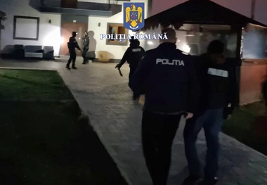 Constanţa: Percheziţii în trei judeţe, la persoane bănuite că au încasat 200.000 de lei pentru a livra cereale unei firme, dar nu au făcut acest lucru