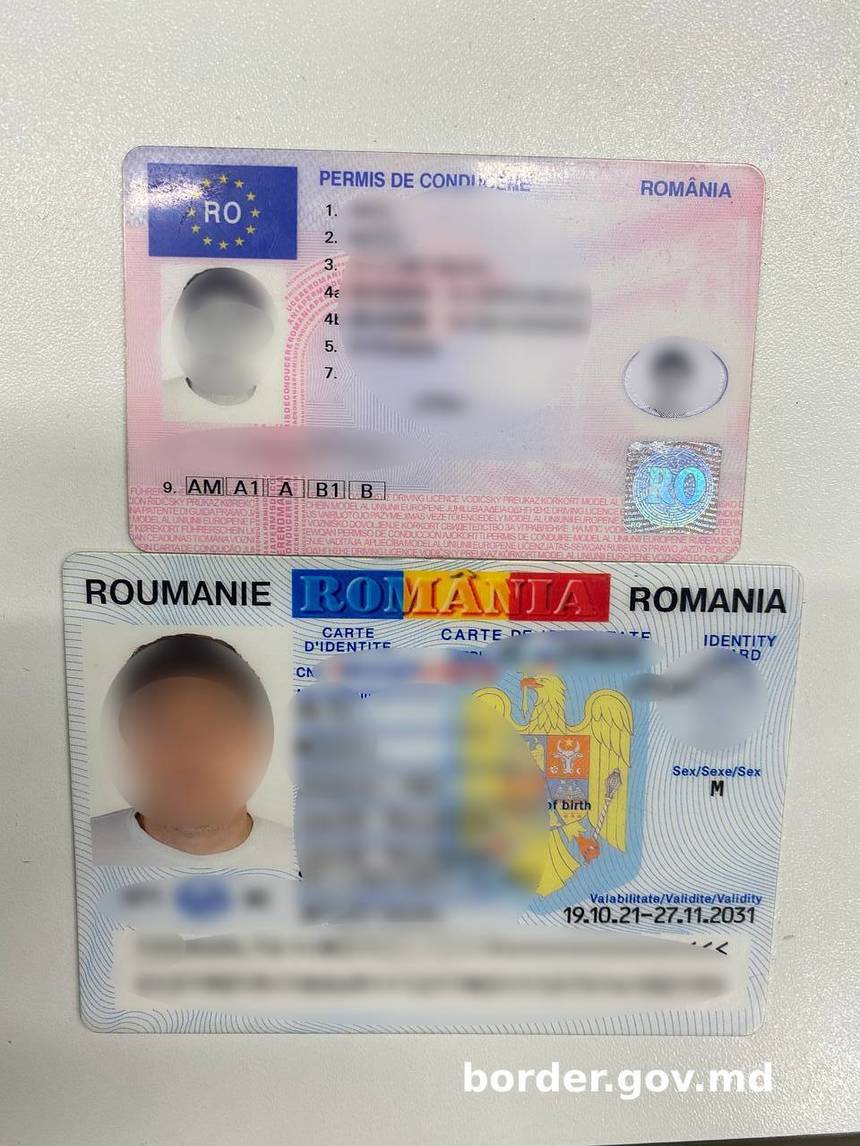 Doi moldoveni cu documente româneşti care păreau falsificate, depistaţi la Aeroportul Chişinău - FOTO