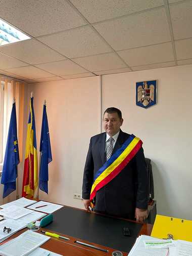 Alba: Primarul comunei Vinţu de Jos a murit / El a fost găsit spânzurat într-o anexă a locuinţei