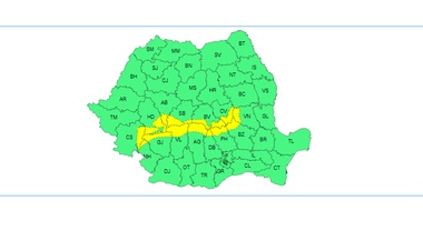 ANM - Ploi în toate regiunile şi intensificări ale vântului în regiunile sudice şi sud-estice până luni după-amiază / Avertizare cod galben de ninsori în Carpaţii Meridionali şi în Carpaţii de Curbură / Cum va fi vremea în Bucureşti