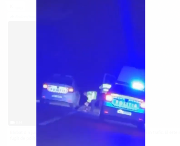 Bărbat din judeţul Suceava, împuşcat de poliţişti în timpul unei urmăriri în trafic. El este rănit. Tânărul a fugit de poliţişti pentru că avea în autoturism marfă de contrabandă - VIDEO
