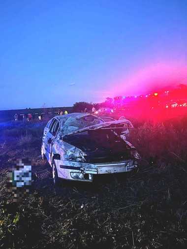 Teleorman: Doi adulţi şi doi copii, răniţi într-un accident rutier