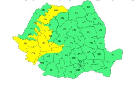 Meteorologii anunţă averse, descărcări electrice şi izolat grindină în mai multe zone ale ţării. Cum va fi vremea joi în Bucureşti