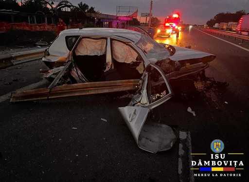 Dâmboviţa: Un şofer beat şi posibil drogat a intrat cu maşina în parapetul de pe autostrada A1