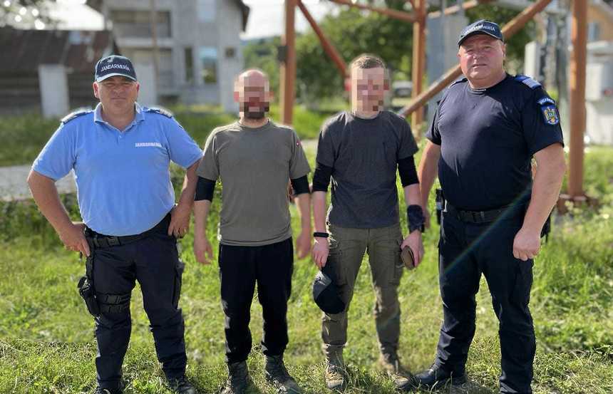 Maramureş: Doi ucrainieni care au trecut ilegal frontiera de stat, pentru a scăpa de război, depistaţi de jandarmi în apropierea frontierei / Au plecat de acasă de 15 zile şi au făcut peste 80 de kilometri