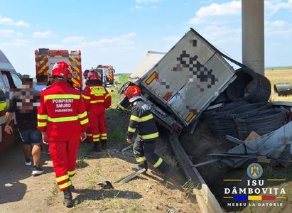Accident cu trei morţi şi patru răniţi pe autostrada Bucureşti- Piteşti, în judeţul Dâmboviţa - FOTO

