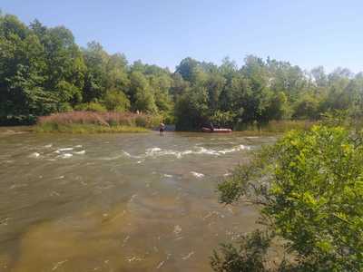 Doi adulţi şi un copil s-au înecat, după ce au intrat să se răcorească într-un canal de irigaţii şi în apele râului Buzău
