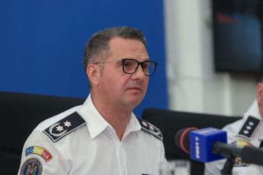 Criminalitatea în Bucureşti, în scădere în primele şase luni - Mai puţine fapte stradale, mai puţine tâlhării, mai puţine furturi / Numărul solicitărilor a crescut / Berechet: Bucureştiul - una dintre cele mai sigure capitale europene
