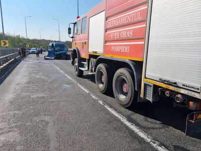 UPDATE - Constanţa: Accident între un autocar şi un microbuz, cu 37 de persoane implicate / A fost activat Planul Roşu de intervenţie / 12 persoane, între care cinci copii, la spital - FOTO
