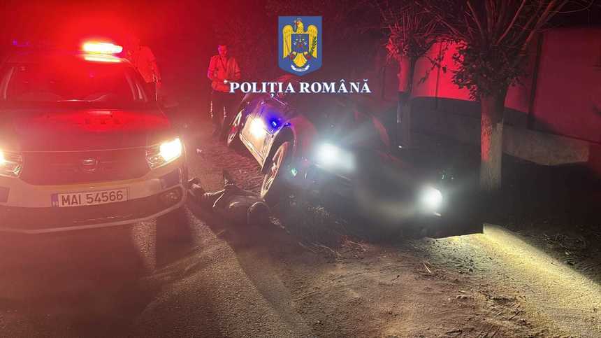 Olt: Poliţiştii au tras 11 focuri de armă pentru a opri o maşină / Şoferul a intrat cu autoturismul într-un cap de pod / El nu avea permis de conducere şi asupra sa a fost găsită o substanţă vegetală 
