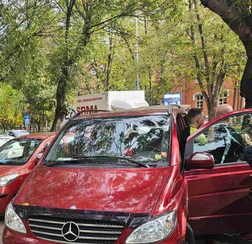 UPDATE - Cei trei fraţi dispăruţi din judeţul Hunedoara şi tatăl lor, depistaţi în Serbia de către poliţişti / Sunt în custodia autorităţilor / Copiii, în afara oricărui pericol / Verificări la frontieră - FOTO