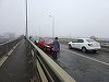 UPDATE - Accident în care sunt implicate 16 autovehicule, pe o stradă din Alba Iulia/ Ce a răspuns purtătorul de cuvânt al Primăriei când a fost ntrebat de ce nu se împrăştie preventiv material antiderapant - FOTO, VIDEO

