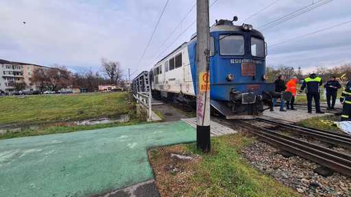 Iaşi - O persoană a fost lovită de tren