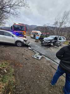 Buzău: Doi morţi şi doi răniţi în urma unui accident produs pe DN 10 - FOTO