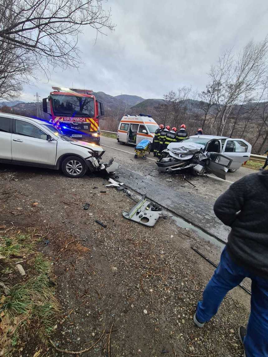 Buzău: Doi morţi şi doi răniţi în urma unui accident produs pe DN 10 - FOTO