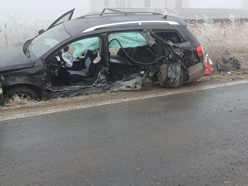 Copil de 6 ani, mort în urma unui accident produs pe un drum judeţean din Sibiu - FOTO
